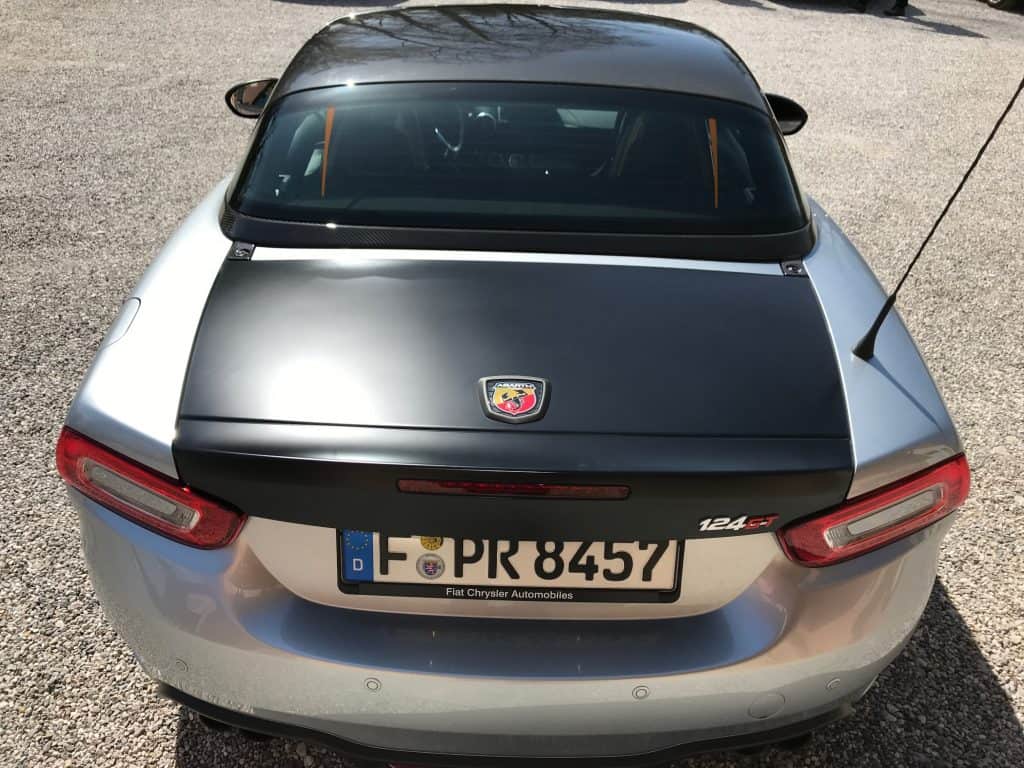 Die Cabrio Saison beginnt – Fiat 124 Spider S-Design und Abarth 124 GT 19 der-Autotester
