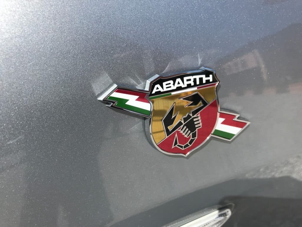 Die Cabrio Saison beginnt – Fiat 124 Spider S-Design und Abarth 124 GT 18 der-Autotester