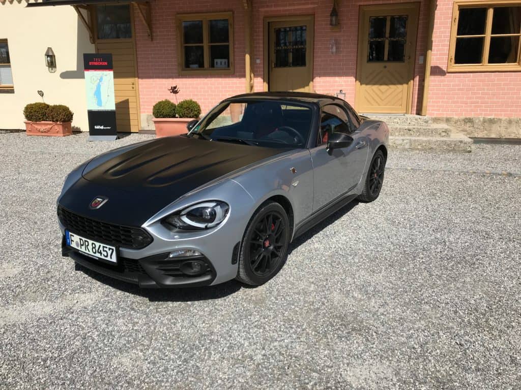 Die Cabrio Saison beginnt – Fiat 124 Spider S-Design und Abarth 124 GT 7 der-Autotester