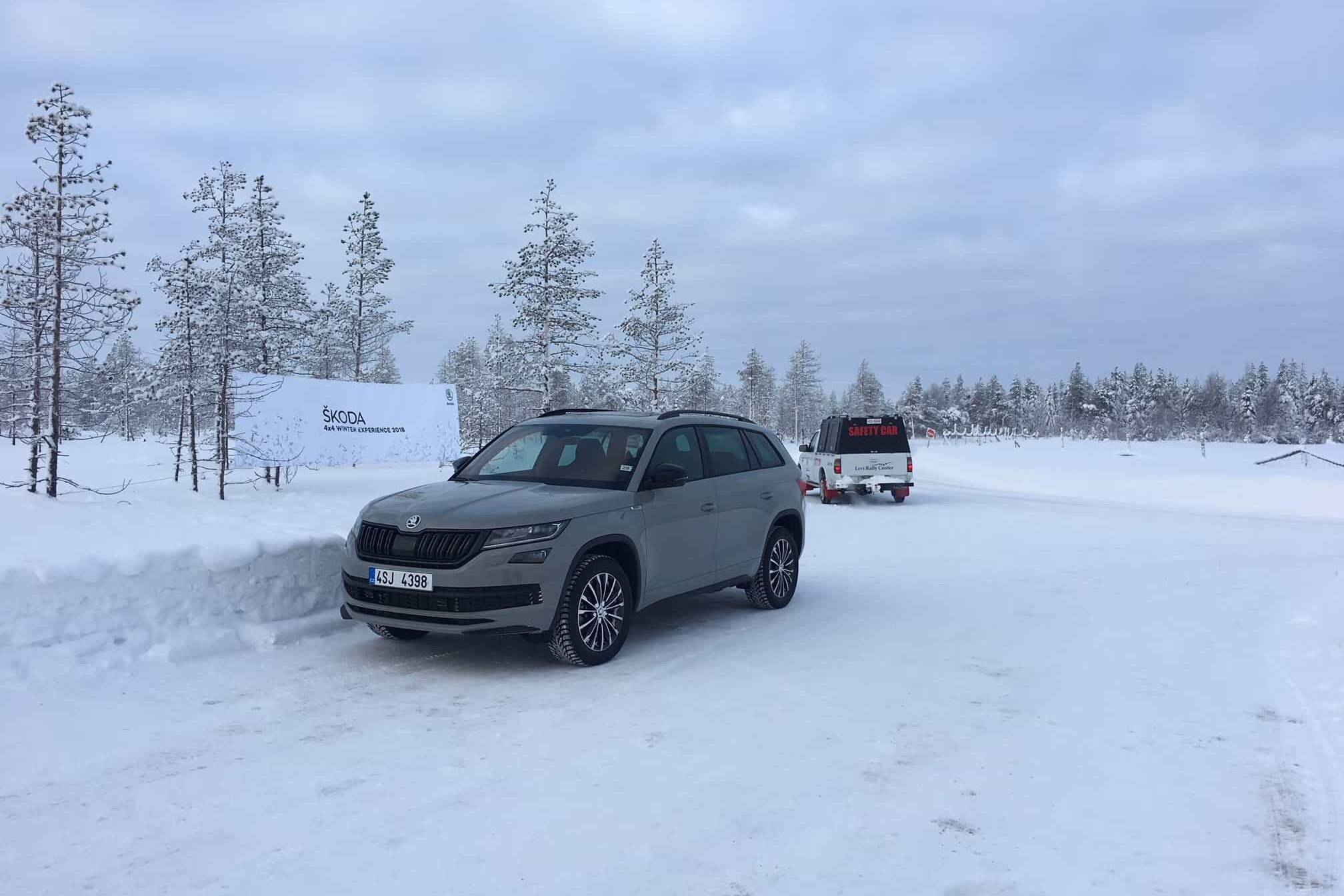 ADAC testet Ganzjahresreifen für Kleinwagen 2 Skoda 4x4 Experience