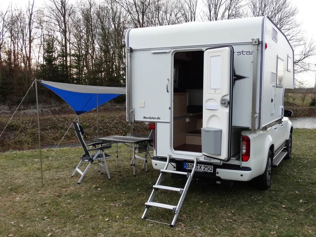 Mercedes-Benz X-Klasse: Rent a Pick-up-Camper 8 Mercedes-Benz X-Klasse mit Nordstar-Wohnkabine
