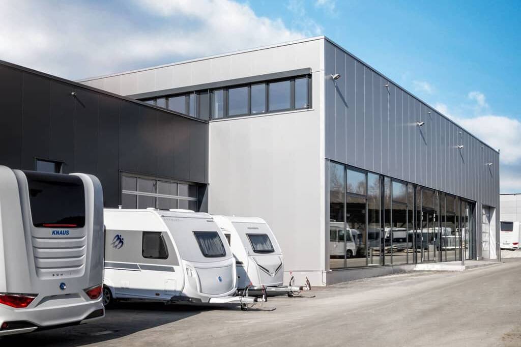 Knaus Tabbert: Abholung jetzt im Werk möglich 13 Knaus Tabbert: Werksabholung in Jandelsbrunn.