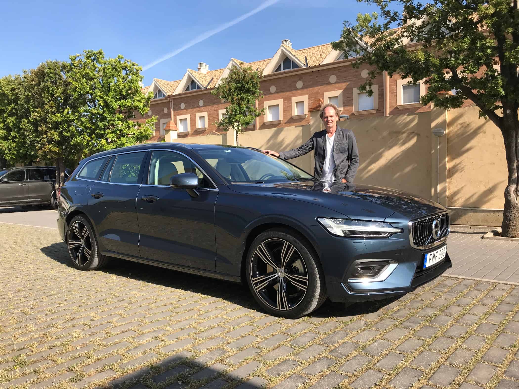 Der neue V60 setzt die lange Tradition von Volvo Kombis fort 19 Volvo V60