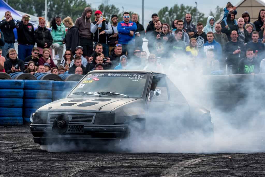 Aus Oschersleben wird Opelsleben 9 Opel-Treffen in Oschersleben