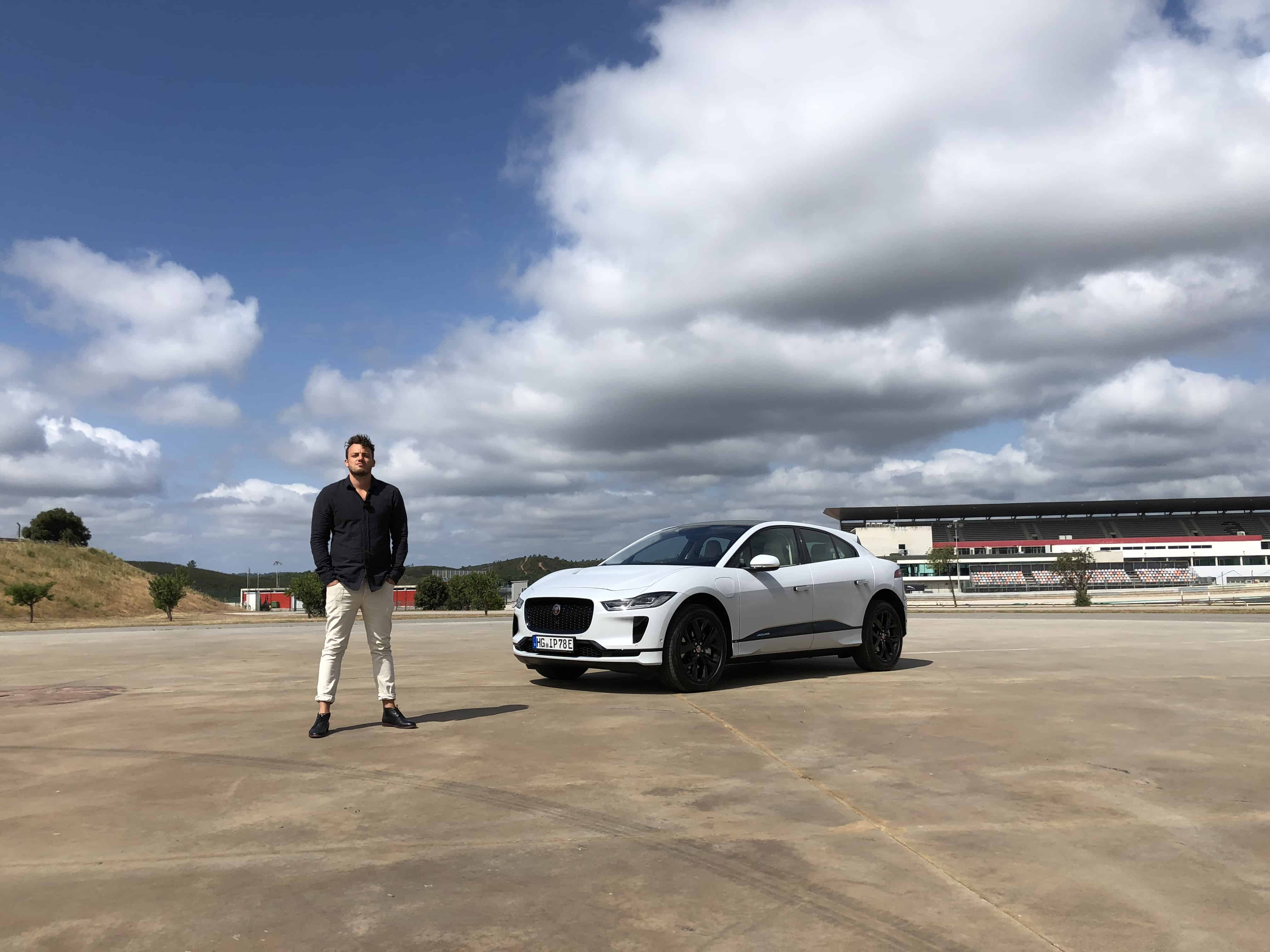 Jaguar I-PACE - Das britische Elektro-SUV jagt Tesla! 14 Jaguar I-PACE