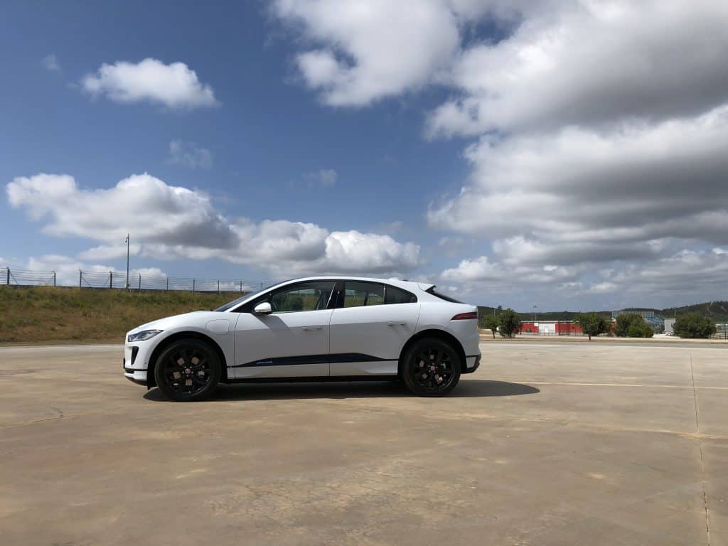 Jaguar I-PACE - Das britische Elektro-SUV jagt Tesla! 19 der-Autotester