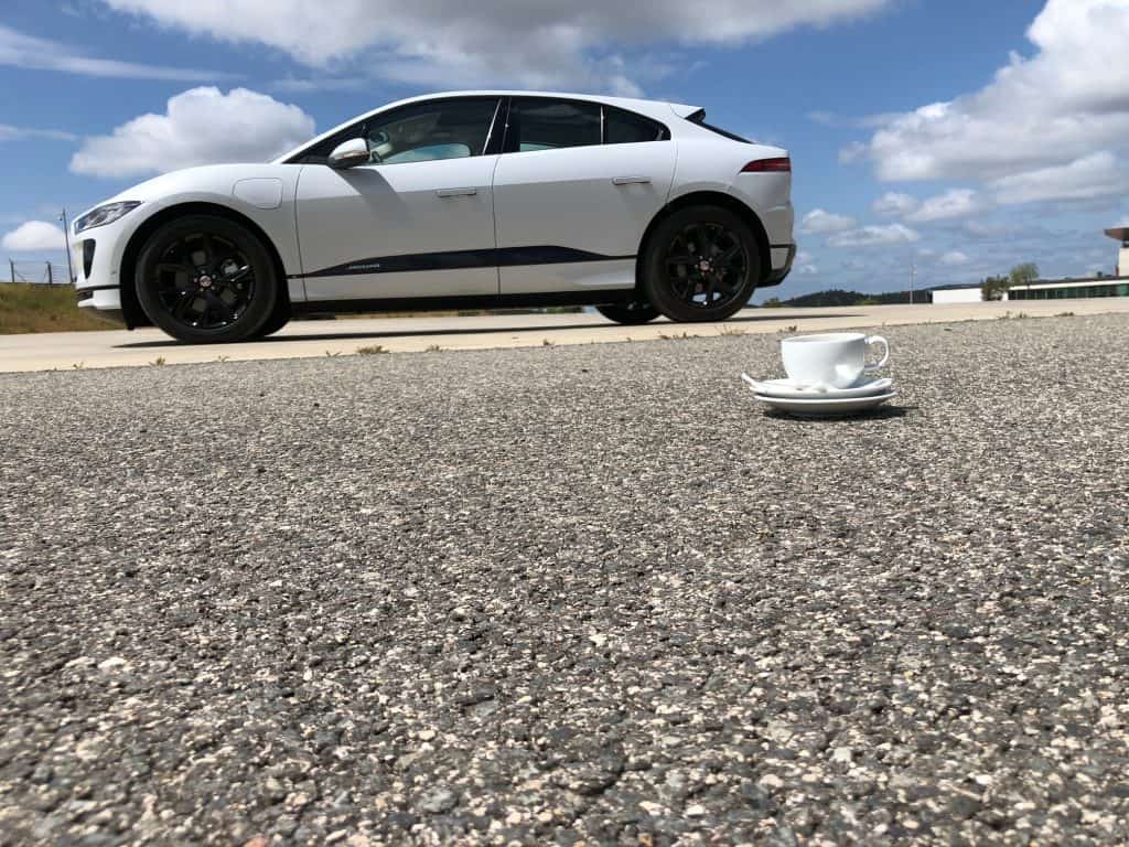 Jaguar I-PACE - Das britische Elektro-SUV jagt Tesla! 17 der-Autotester