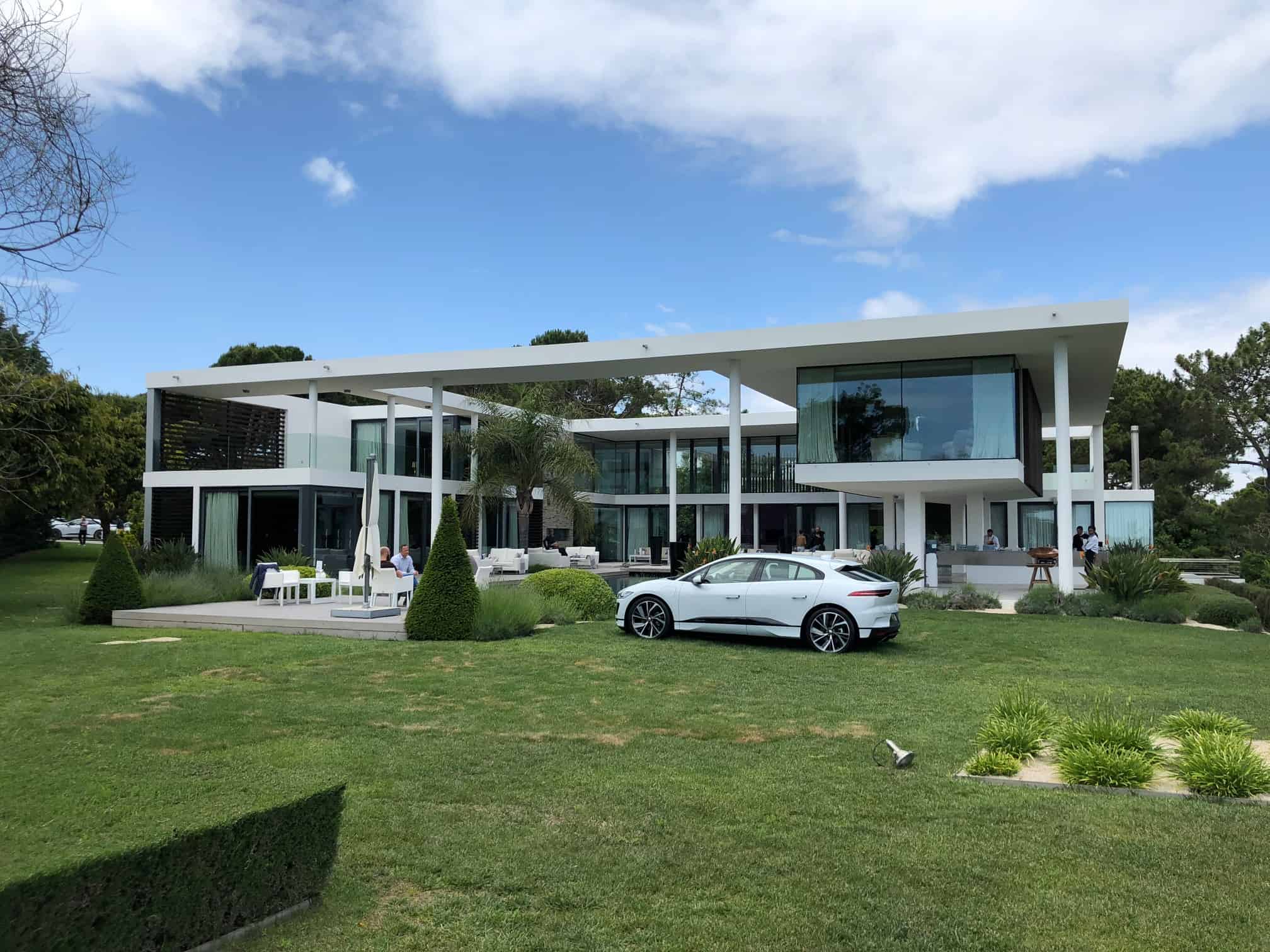 Jaguar I-PACE - Das britische Elektro-SUV jagt Tesla! 6 Jaguar I-PACE