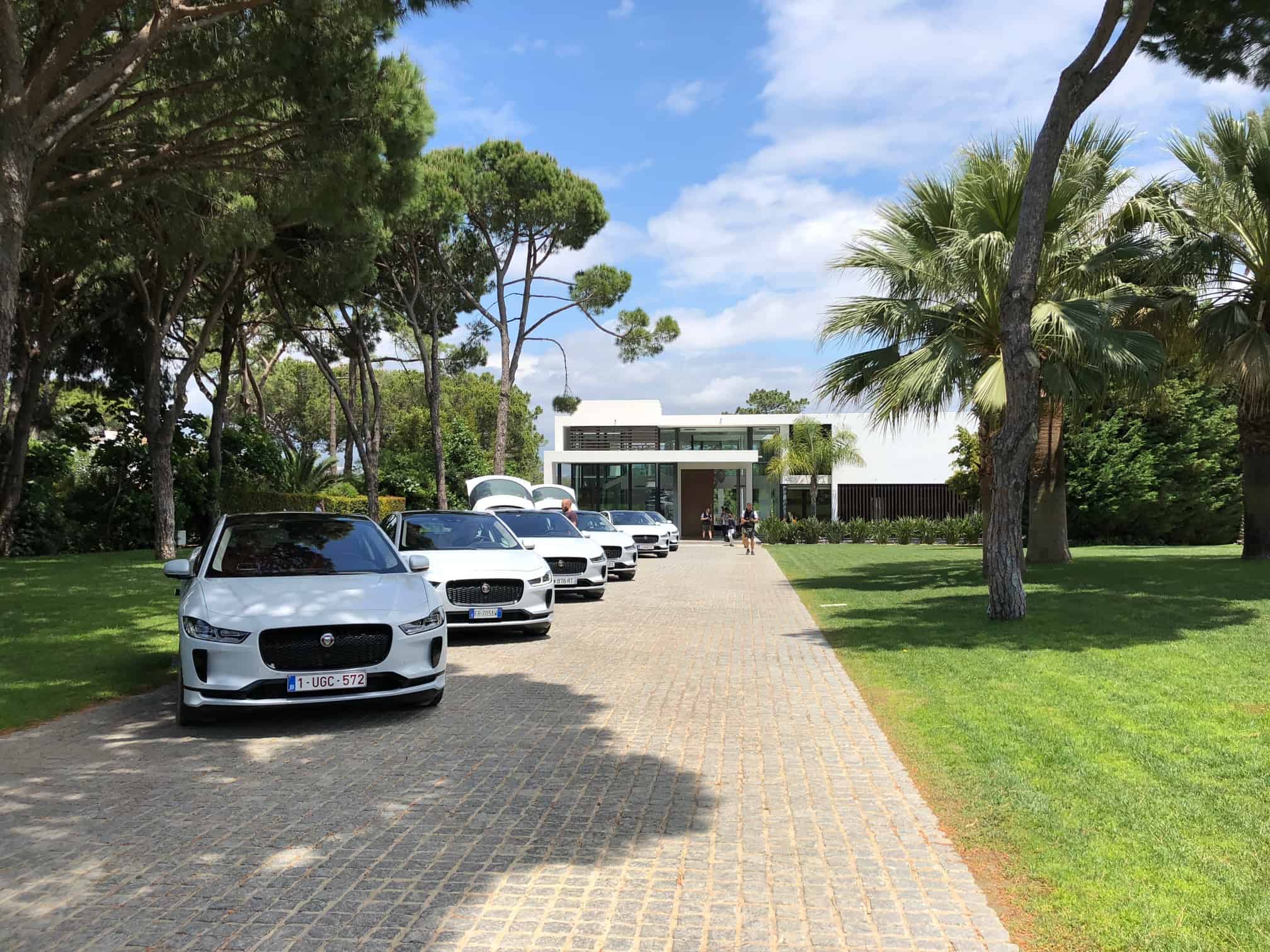 Jaguar I-PACE - Das britische Elektro-SUV jagt Tesla! 7 Jaguar I-PACE