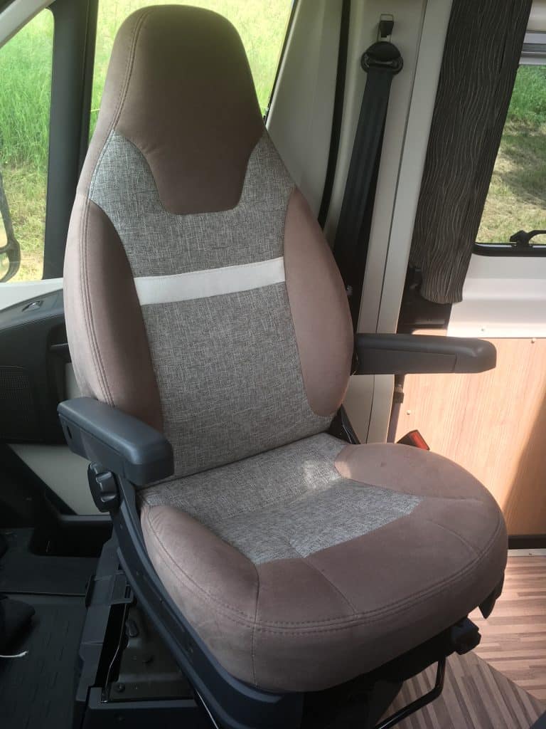 Malibu Van 600 DB by Carthago - Die Lösung für die persönliche Freiheit 8 der-Autotester
