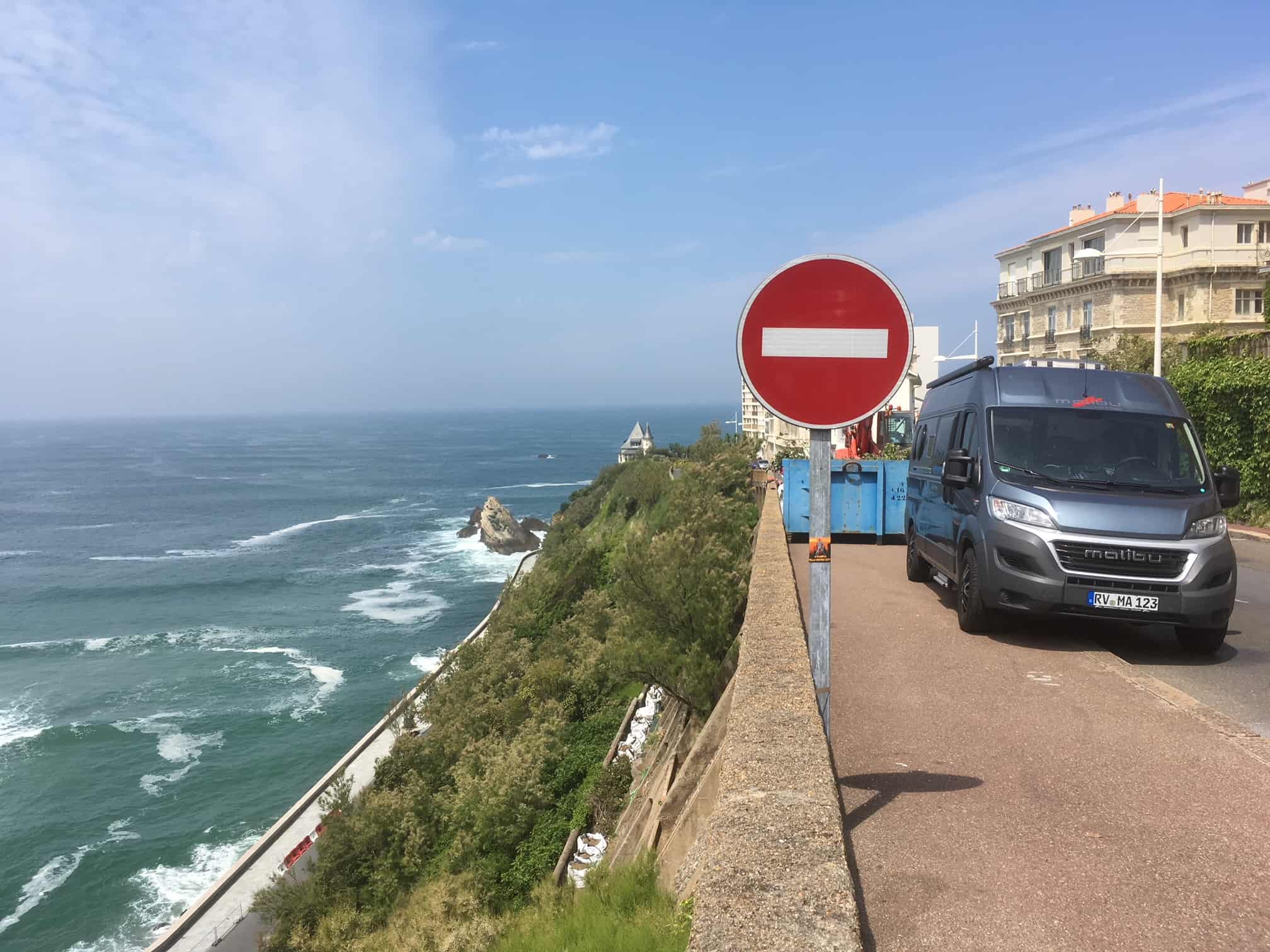 Malibu Van 600 DB by Carthago - Die Lösung für die persönliche Freiheit 12 der-Autotester