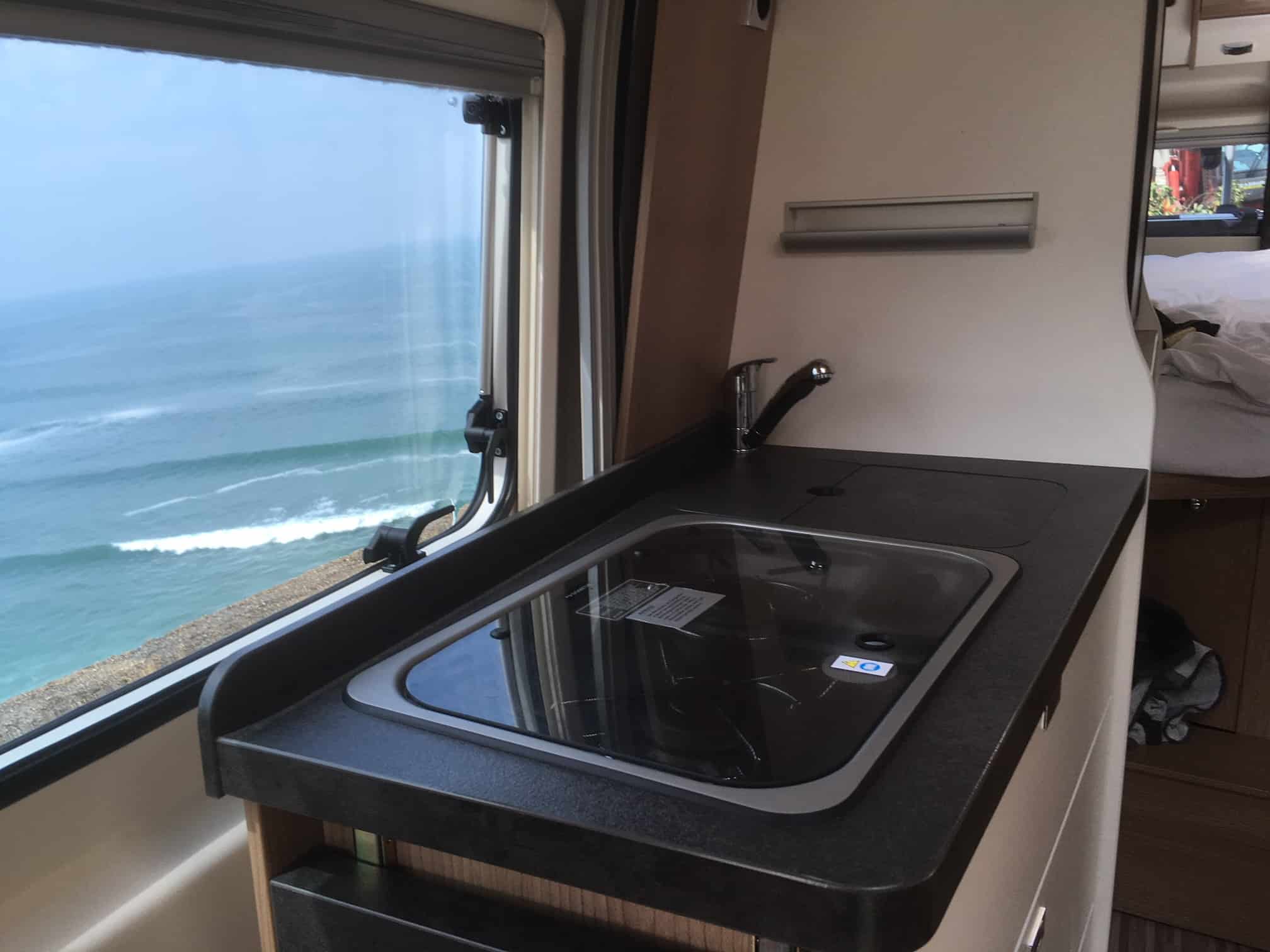Malibu Van 600 DB by Carthago - Die Lösung für die persönliche Freiheit 16 der-Autotester