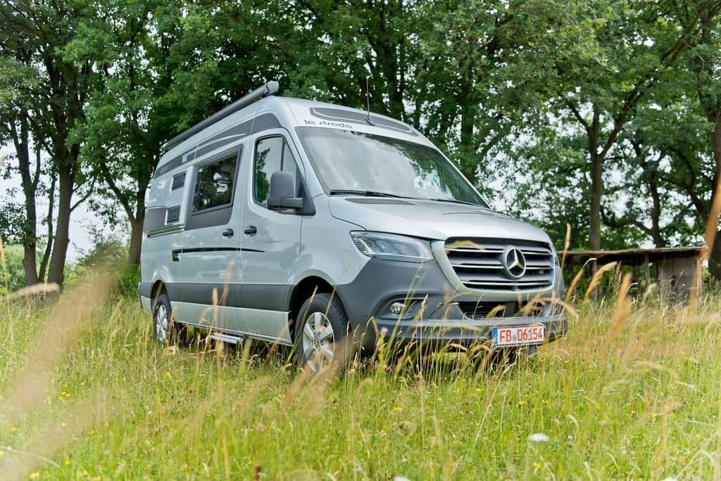La Strada: Luftfederung für Avanti und Assistenzsysteme für Regent S 1 der-Autotester