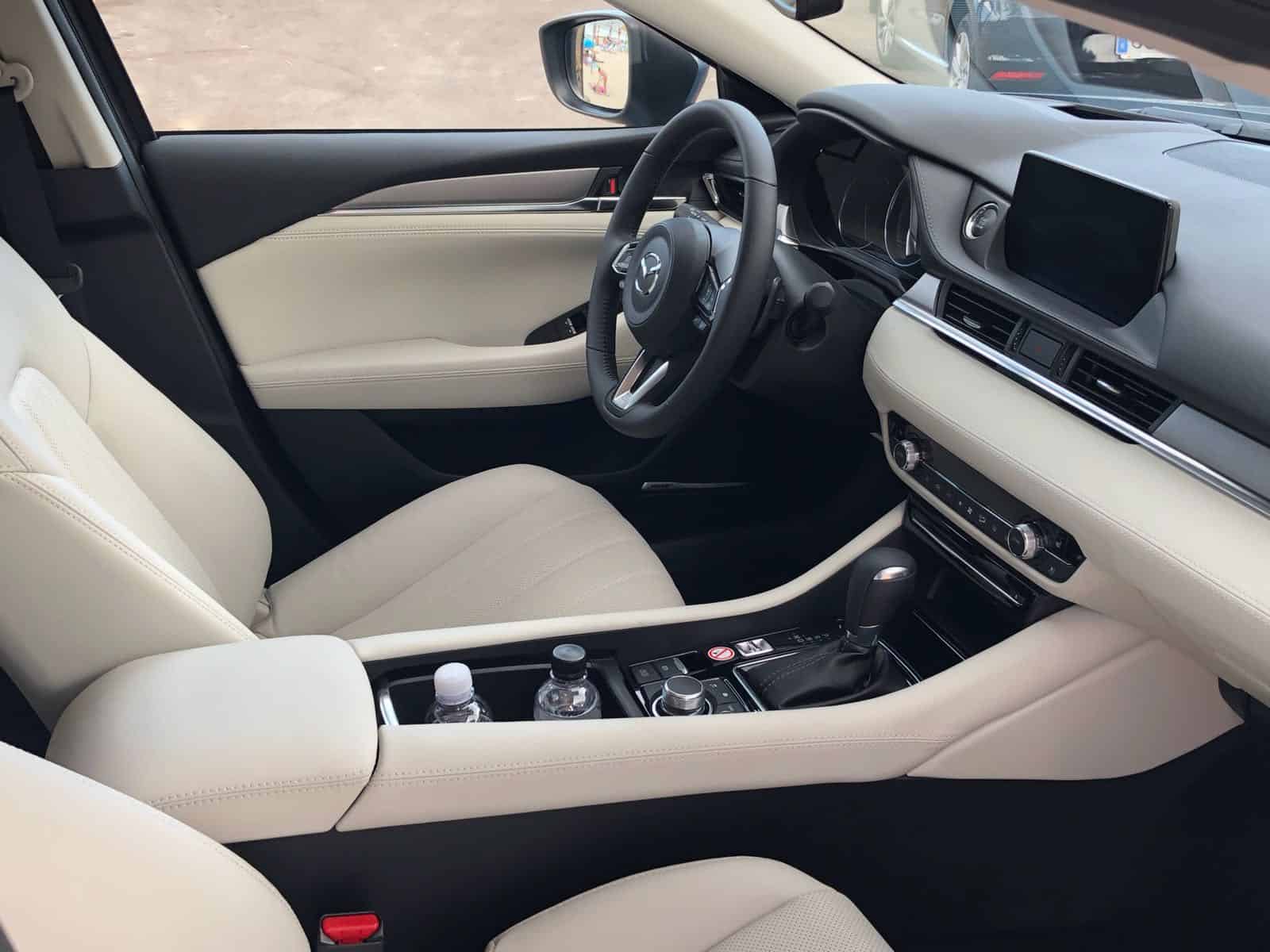 Mazda hat seine Mittelklasse Limousine überarbeitet 3 der-Autotester