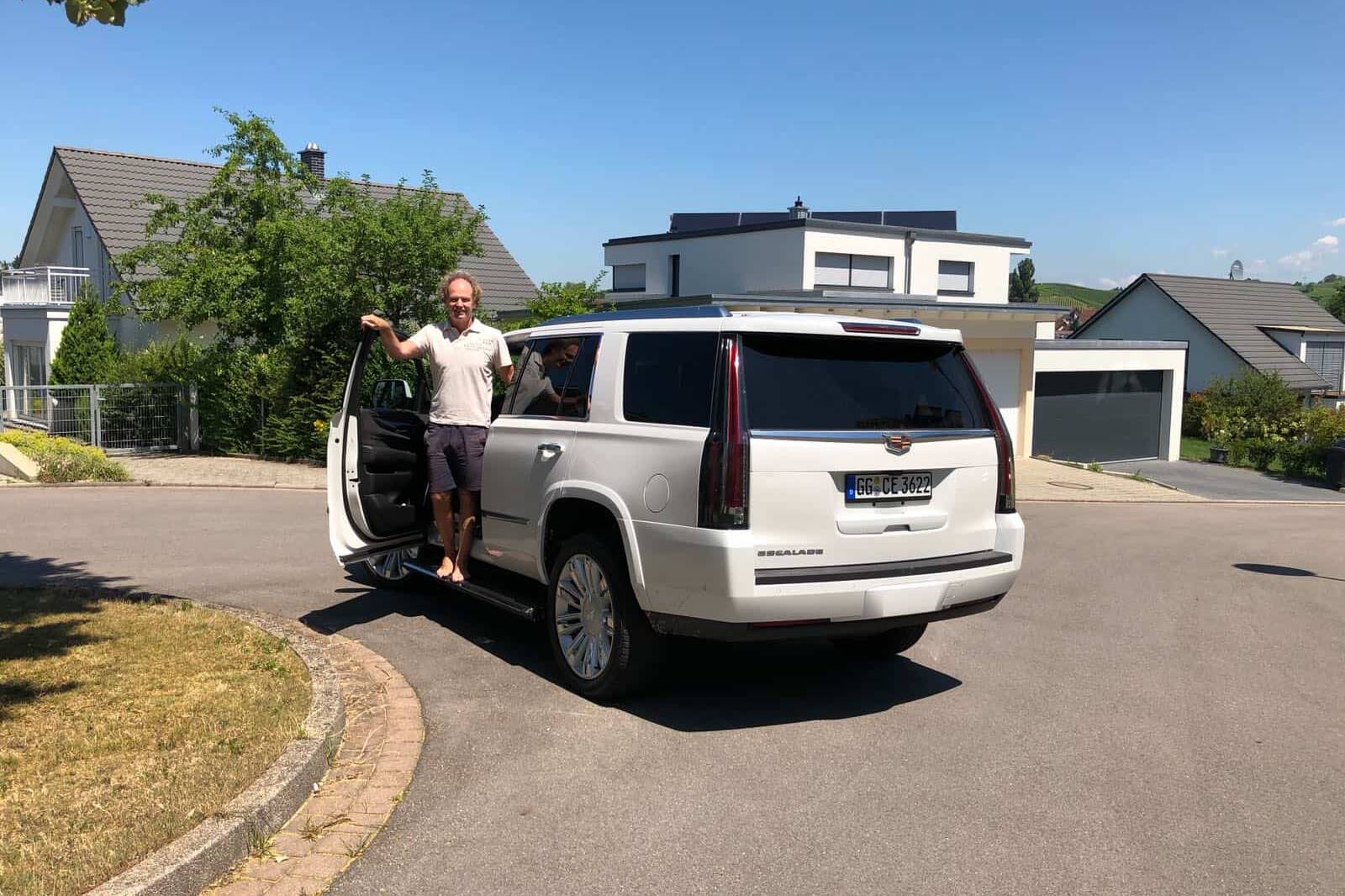 Cadillac Escalade - Wie das Wohnzimmer der Amerikaner 1 Cadillac Escalade