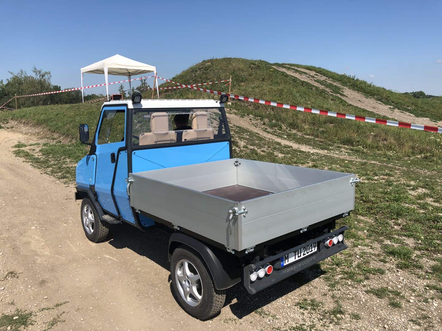 Das a-Car - Elektro-Mobil für Afrika 4 der-Autotester
