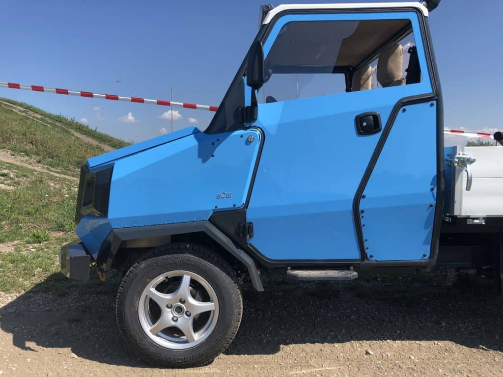 Das a-Car - Elektro-Mobil für Afrika 2 der-Autotester