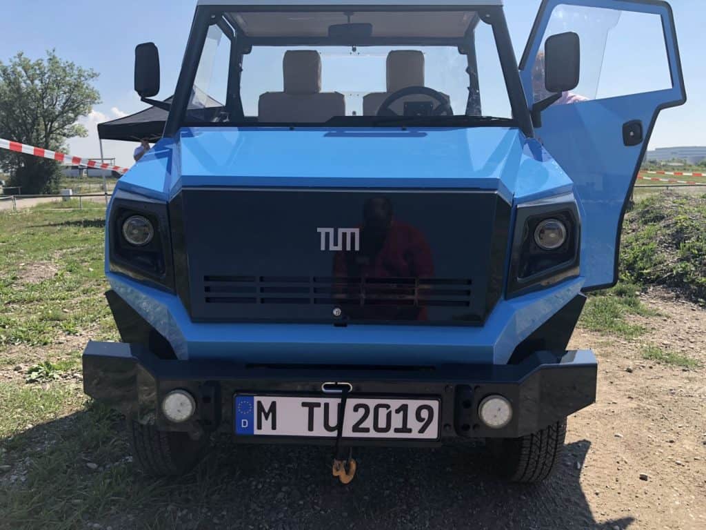 Das a-Car - Elektro-Mobil für Afrika 1 der-Autotester