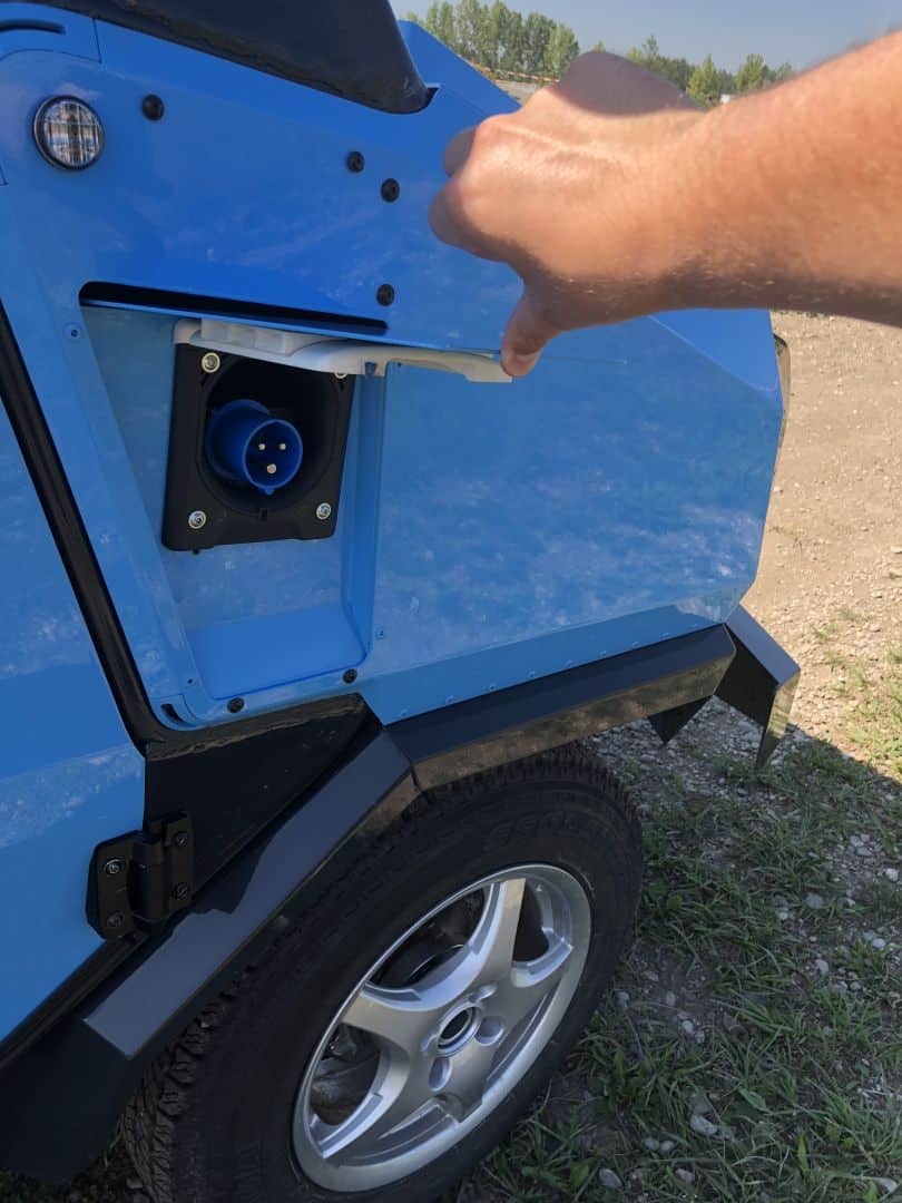 Das a-Car - Elektro-Mobil für Afrika 9 der-Autotester