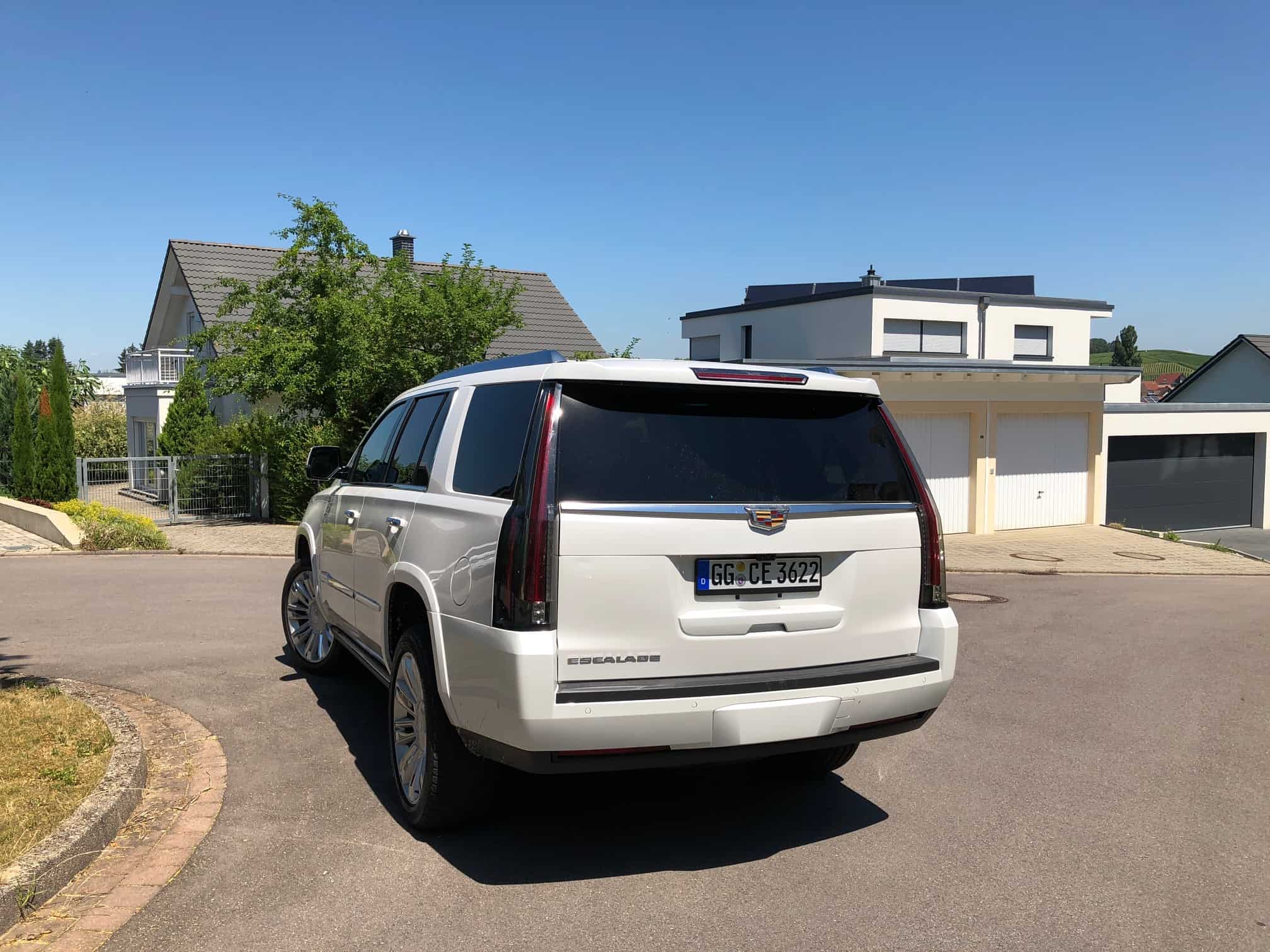 Cadillac Escalade - Wie das Wohnzimmer der Amerikaner 11 Cadillac Escalade