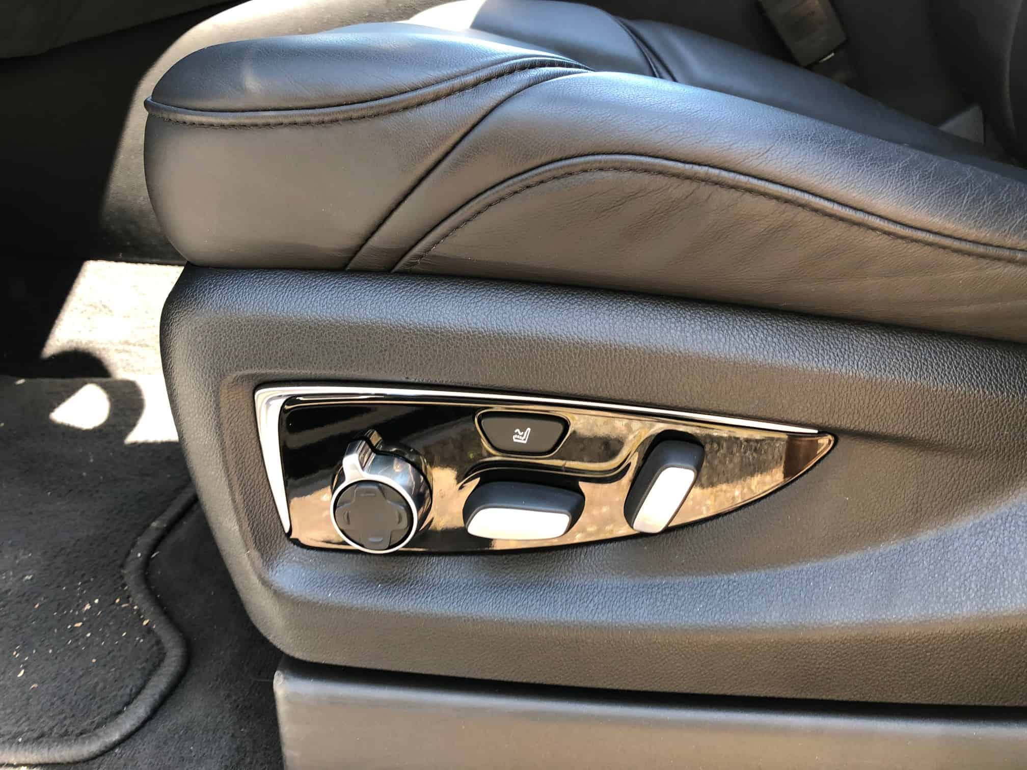 Cadillac Escalade - Wie das Wohnzimmer der Amerikaner 8 Cadillac Escalade