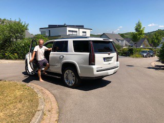 Cadillac Escalade - Wie das Wohnzimmer der Amerikaner 13 Cadillac Escalade