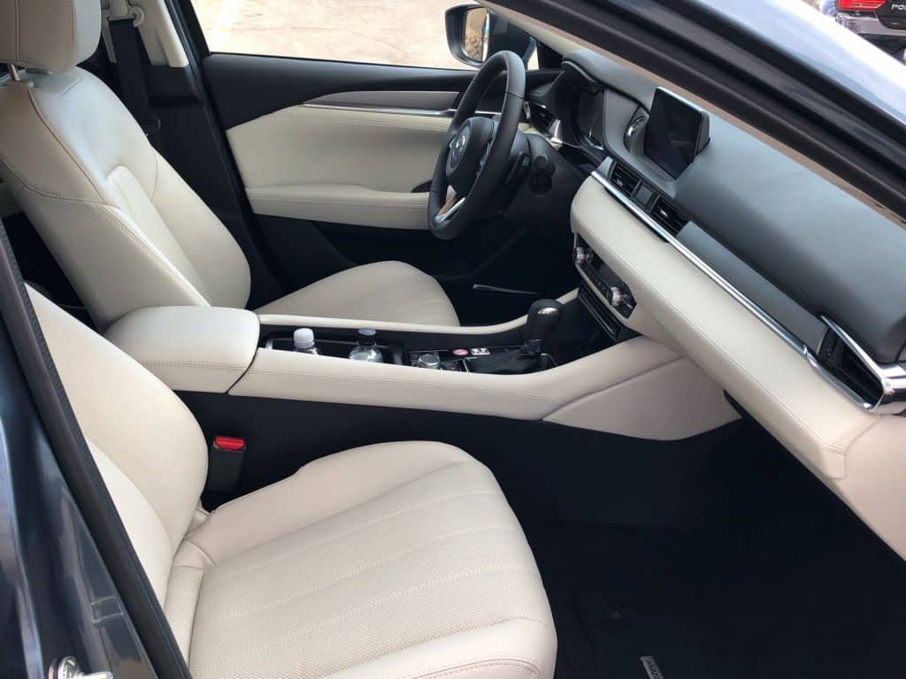 Mazda hat seine Mittelklasse Limousine überarbeitet 9 der-Autotester