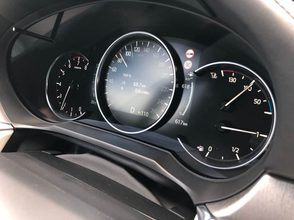Mazda hat seine Mittelklasse Limousine überarbeitet 8 der-Autotester