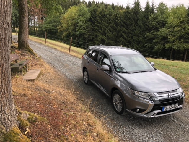 Mitsubishi steigert mit dem Outlander das Bewusstsein für Plug-In-Hybride 3 der-Autotester