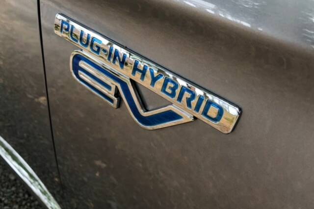 Plug-in-Hybride brechen ein 10 Plug-in-Hybride brechen ein