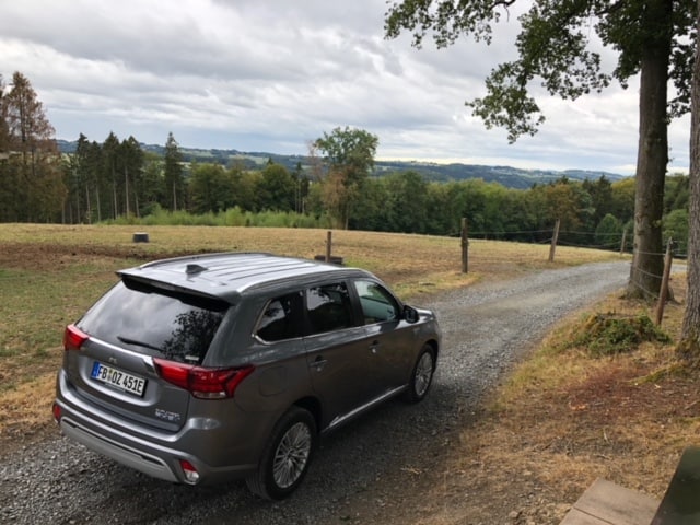 Mitsubishi steigert mit dem Outlander das Bewusstsein für Plug-In-Hybride 7 der-Autotester