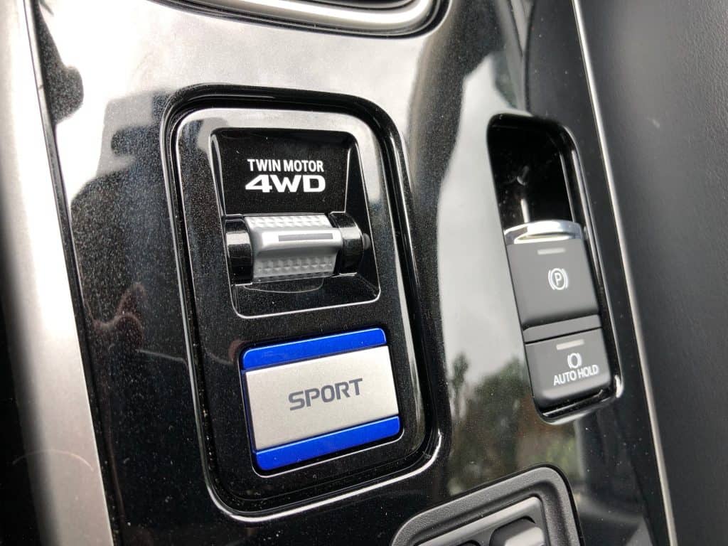 Mitsubishi steigert mit dem Outlander das Bewusstsein für Plug-In-Hybride 19 der-Autotester