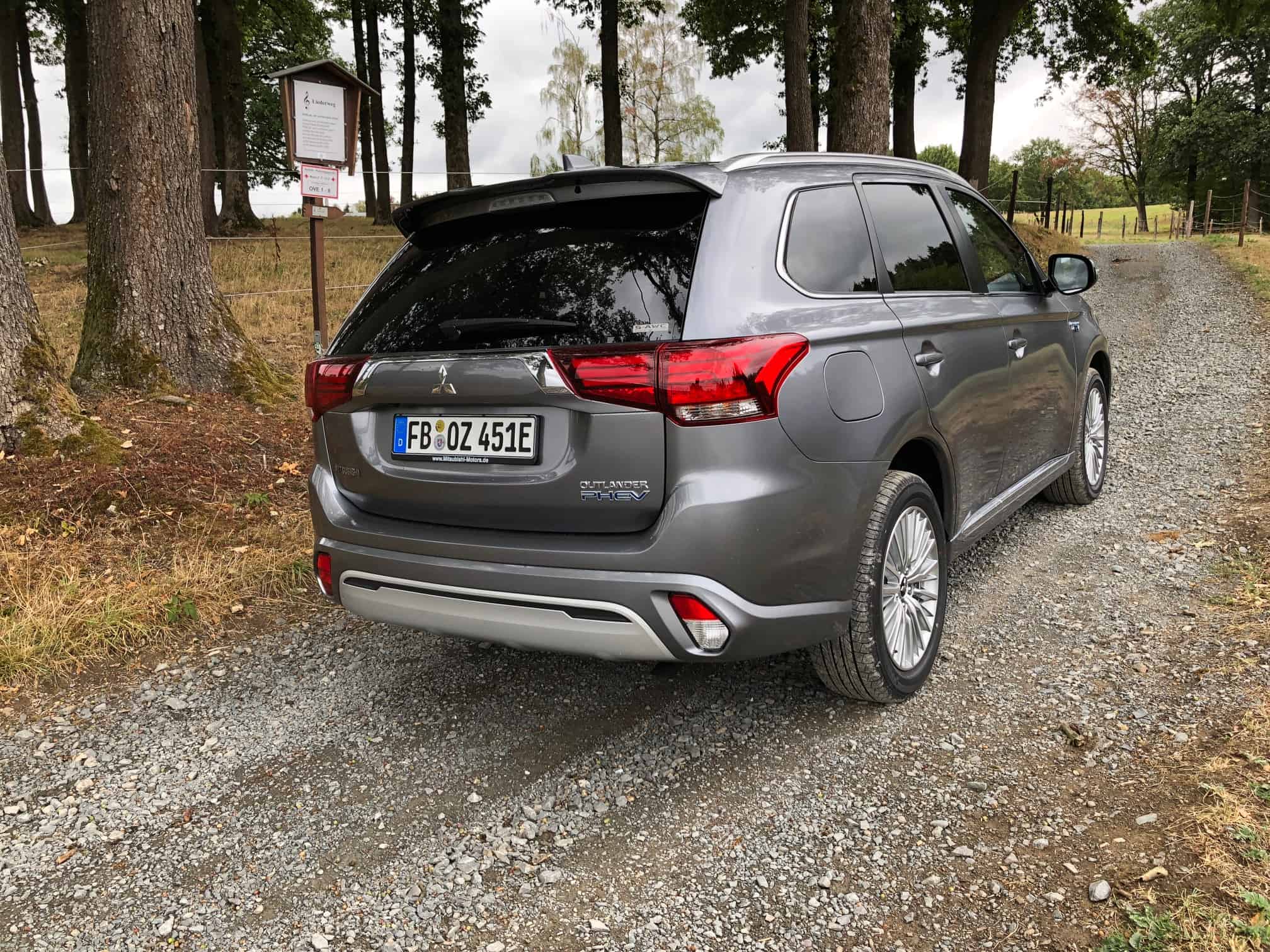 Mitsubishi steigert mit dem Outlander das Bewusstsein für Plug-In-Hybride 2 der-Autotester