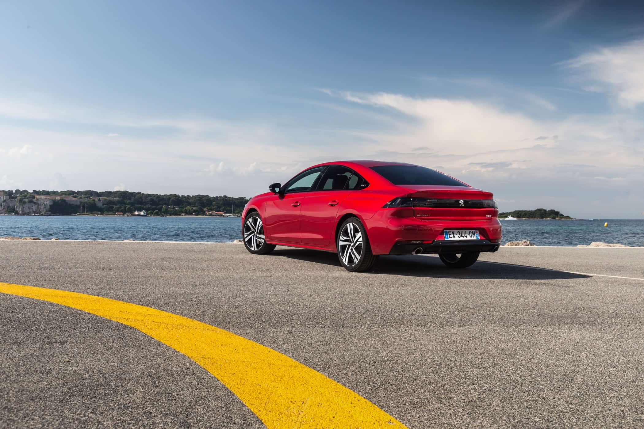 Neuer Peugeot 508 – Coupehafte Limousinen liegen im Trend 14 der-Autotester