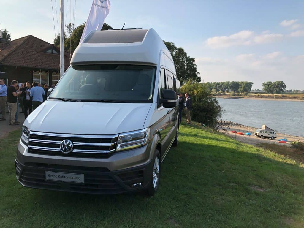 Der VW California kommt groß raus 2 der-Autotester