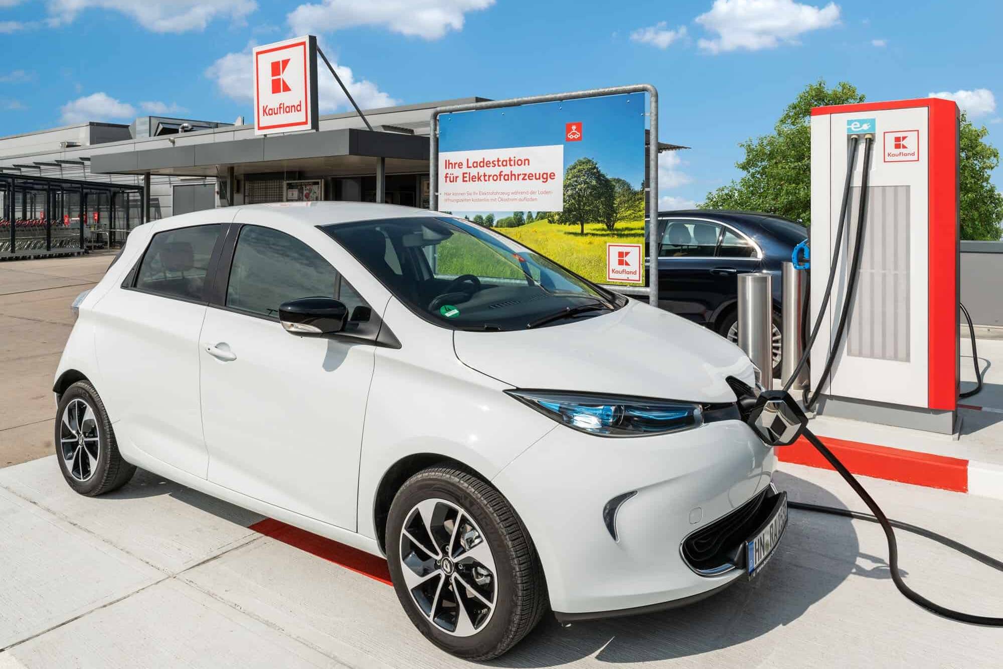 Kaufland nimmt 70. Schnellladestation in Betrieb 8 der-Autotester