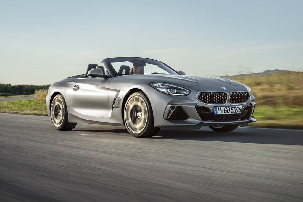 BMW mit neuem Z4 in Paris 8 der-Autotester