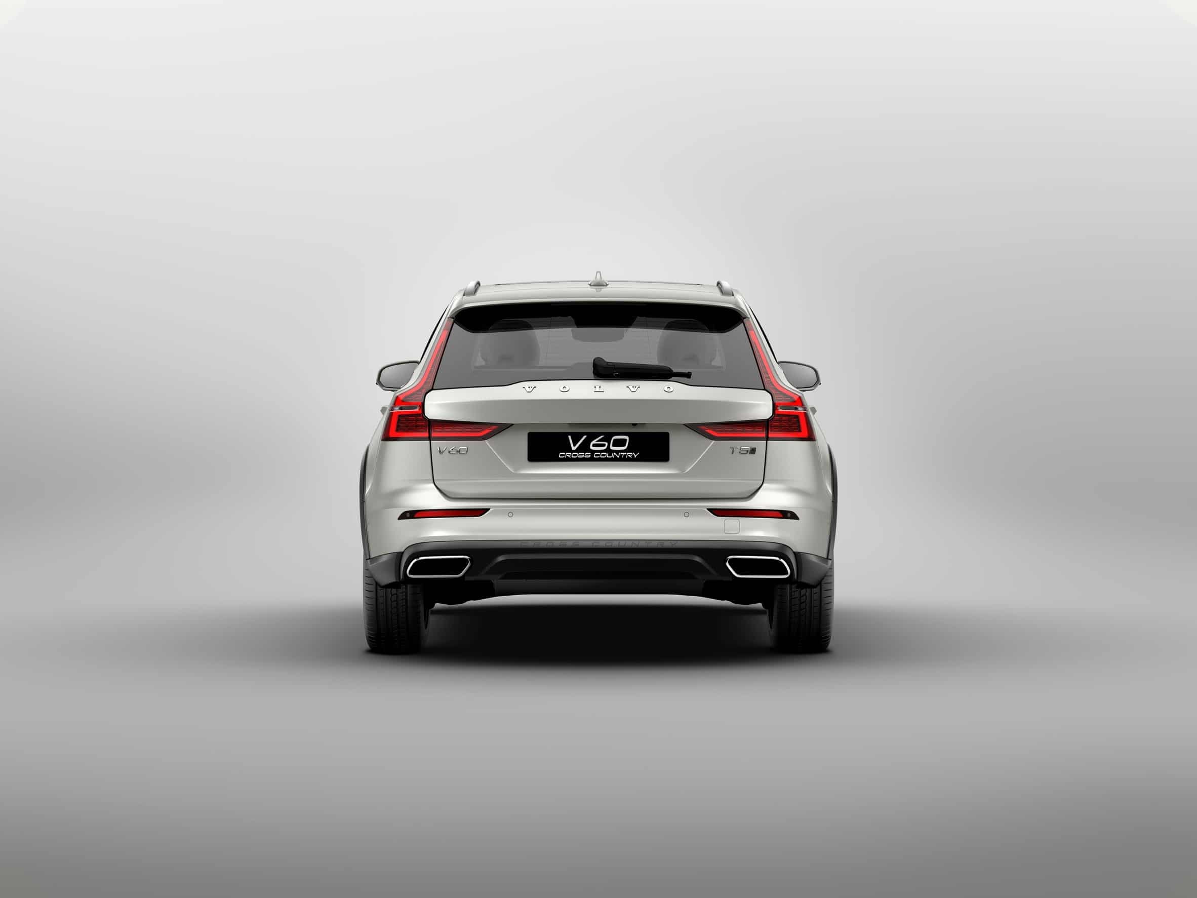 Mit Volvo V60 Cross Country ins neue Jahr 1 der-Autotester