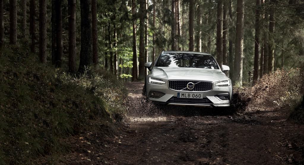 Mit Volvo V60 Cross Country ins neue Jahr 7 der-Autotester