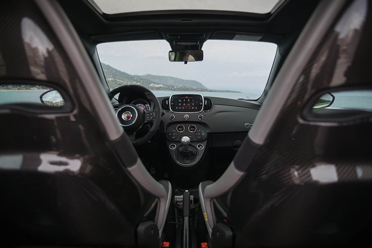 Neue Abarth 595 Modelle auf der Targa Florio 2 der-Autotester