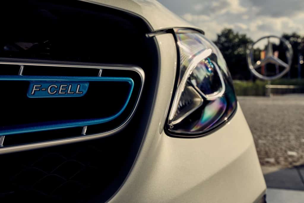Mercedes-Benz GLC F-CELL „tankt“ außer Strom auch Wasserstoff 5 Mercedes-Benz GLC F-CELL