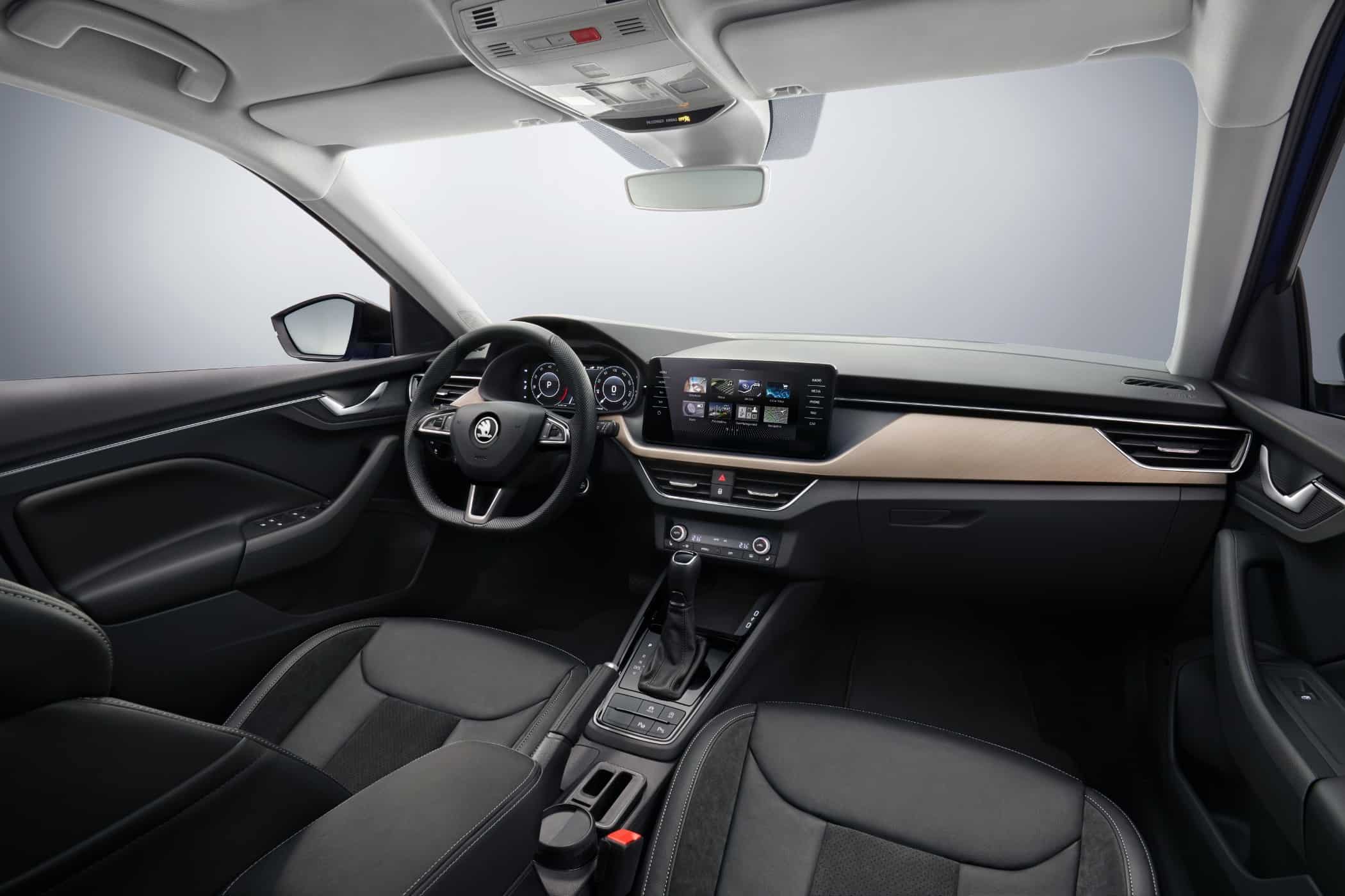 Škoda heizt mit ersten Interieur Fotos vom Scala an 1 Skoda Scala