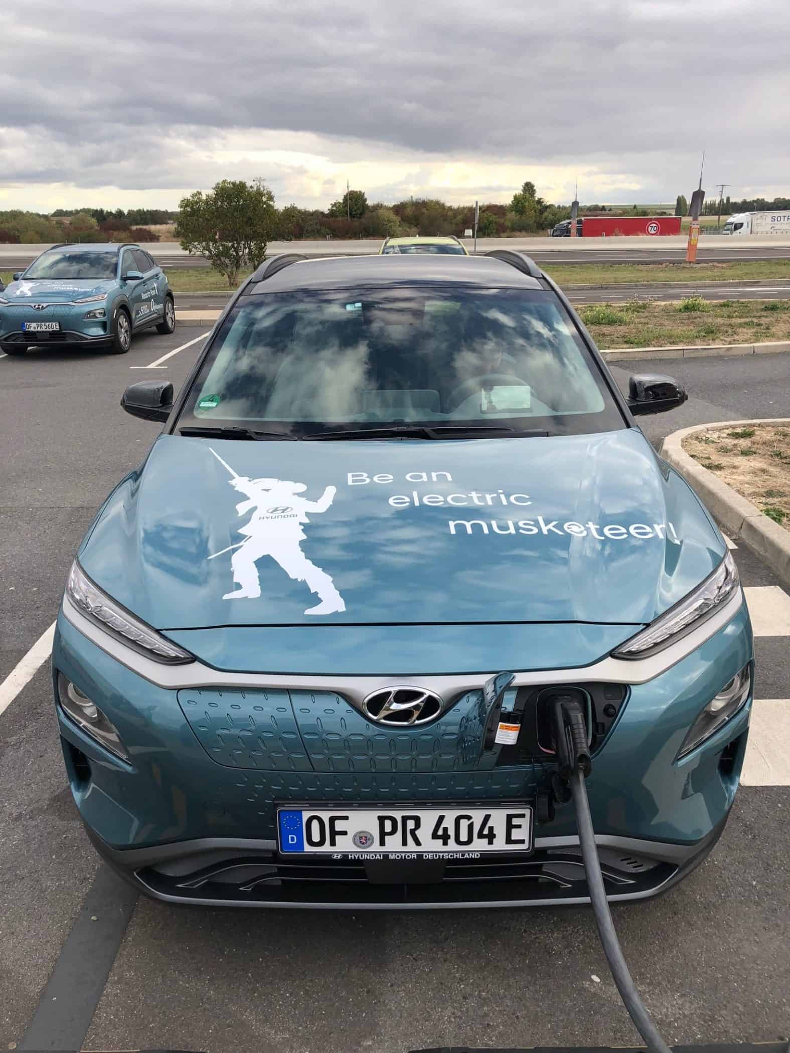 Mit dem Hyundai Kona Elektro - nonstop - von Frankfurt nach Paris 1 der-Autotester