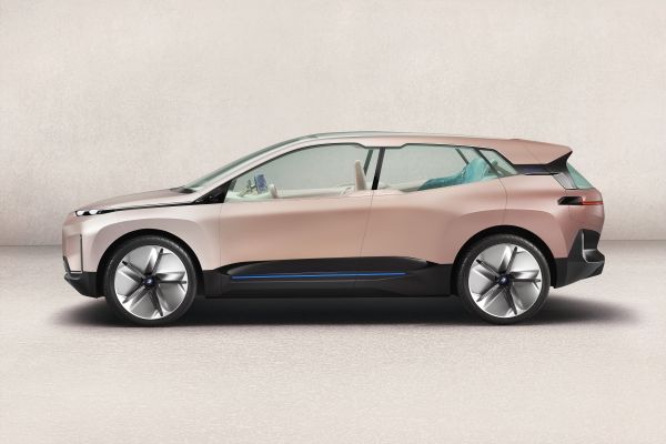 Der BMW Vision iNEXT feiert Weltpremiere auf der LA Autoshow 10 BMW Vision iNEXT