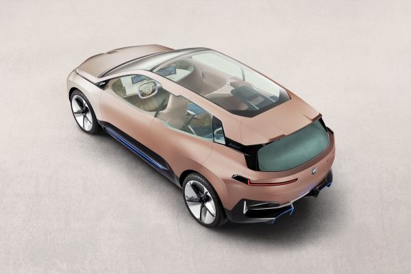 Der BMW Vision iNEXT feiert Weltpremiere auf der LA Autoshow 1 BMW Vision iNEXT