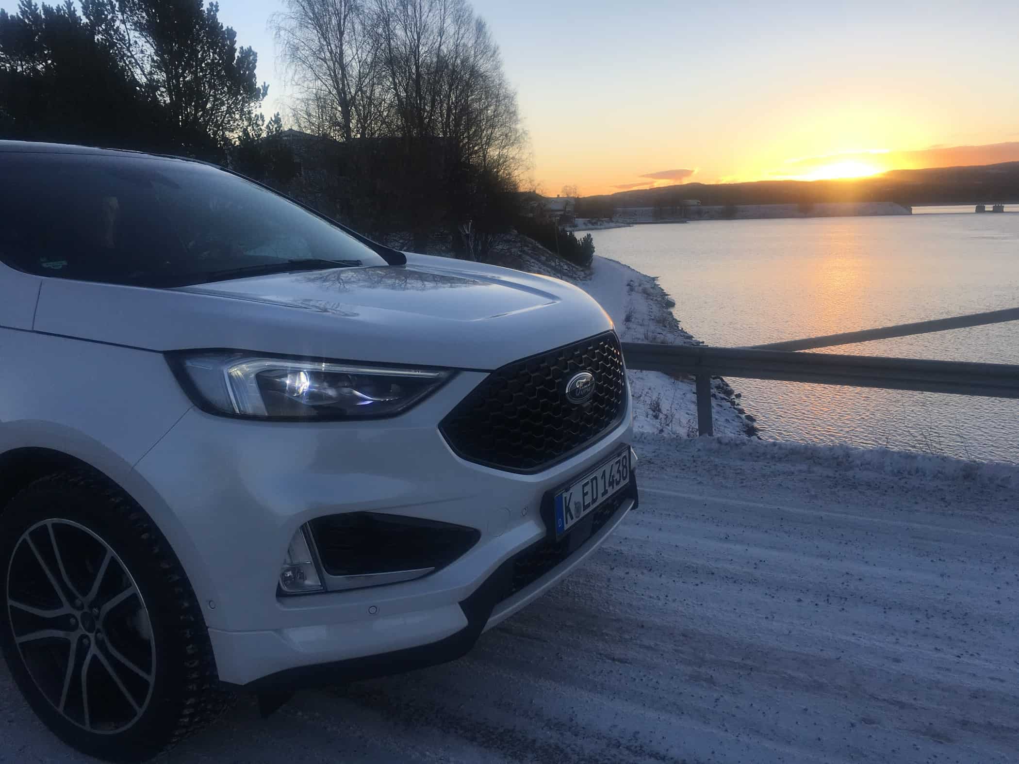 Weihnachtsmann im neuen Ford Edge gesichtet? 6 Ford Edge