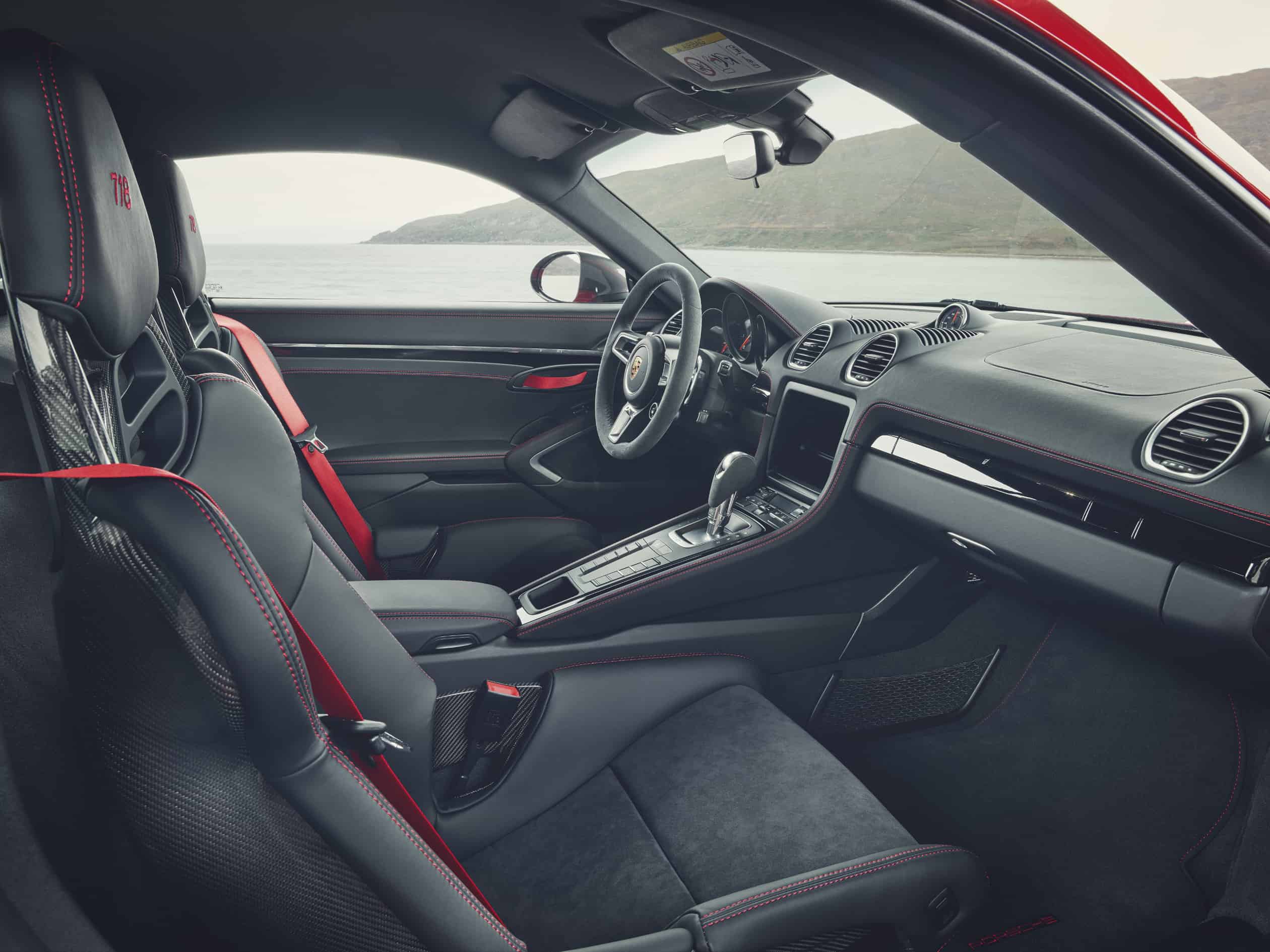 Neuer Porsche 718 T: Zuwachs für die Boxster- und Cayman-Modellpalette 2 Neuer Porsche 718 T