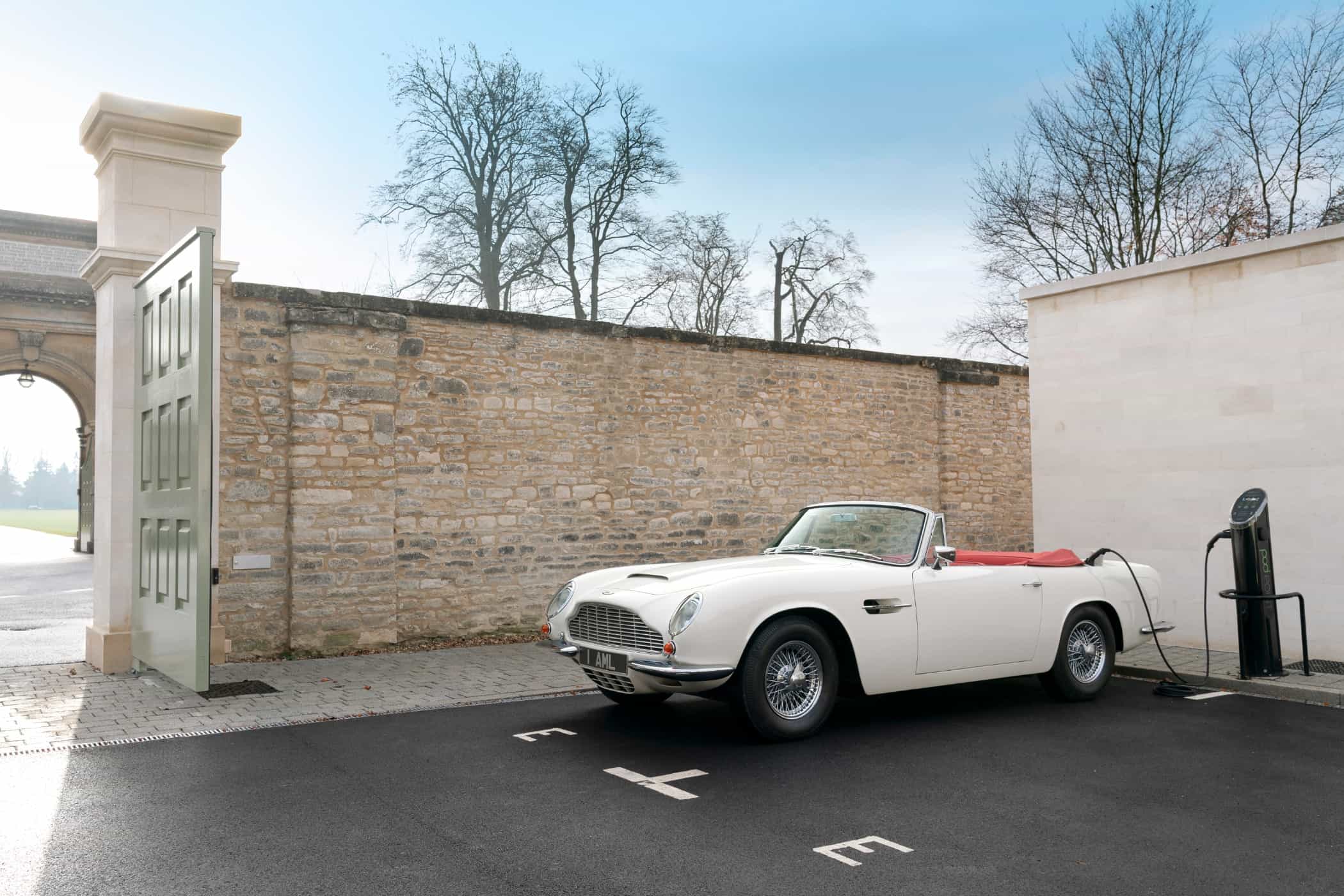 Aston Martin elektrifiziert sein Erbe 7 Aston Martin Heritage EV-Konzept