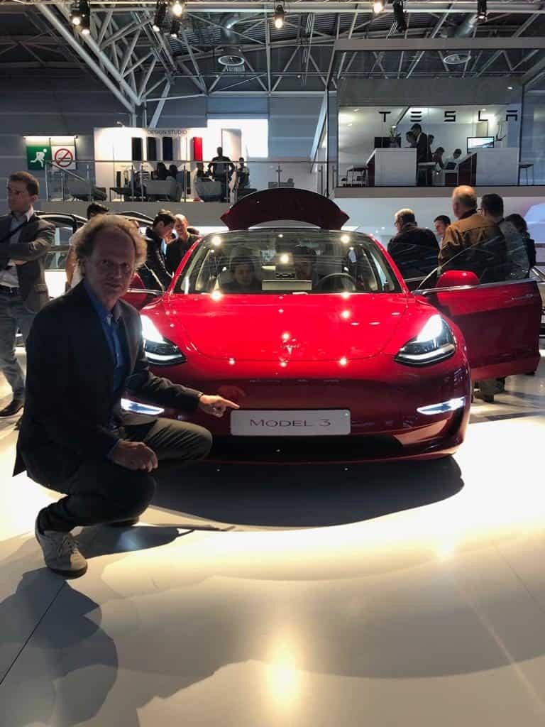Chinesische Elektroautos immer mehr in unser Straßenbild 1 Tesla Model 3 in Deutschland bestellbar