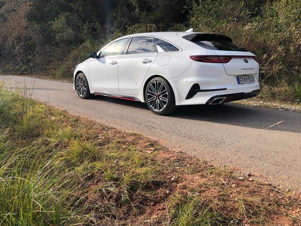 Kia ProCeed 2019